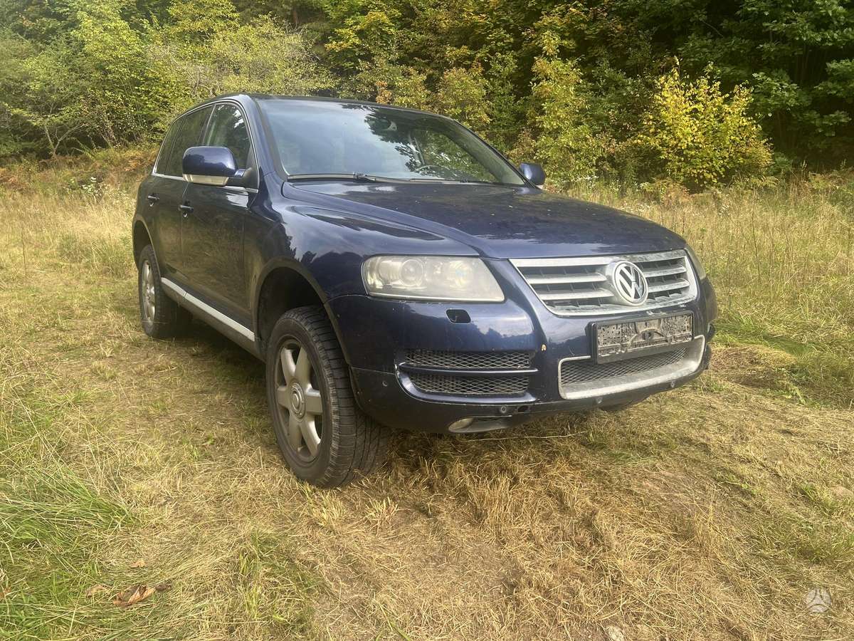 Volkswagen Touareg 2006 — engine 4921 cm³, 313 HP (230kW)