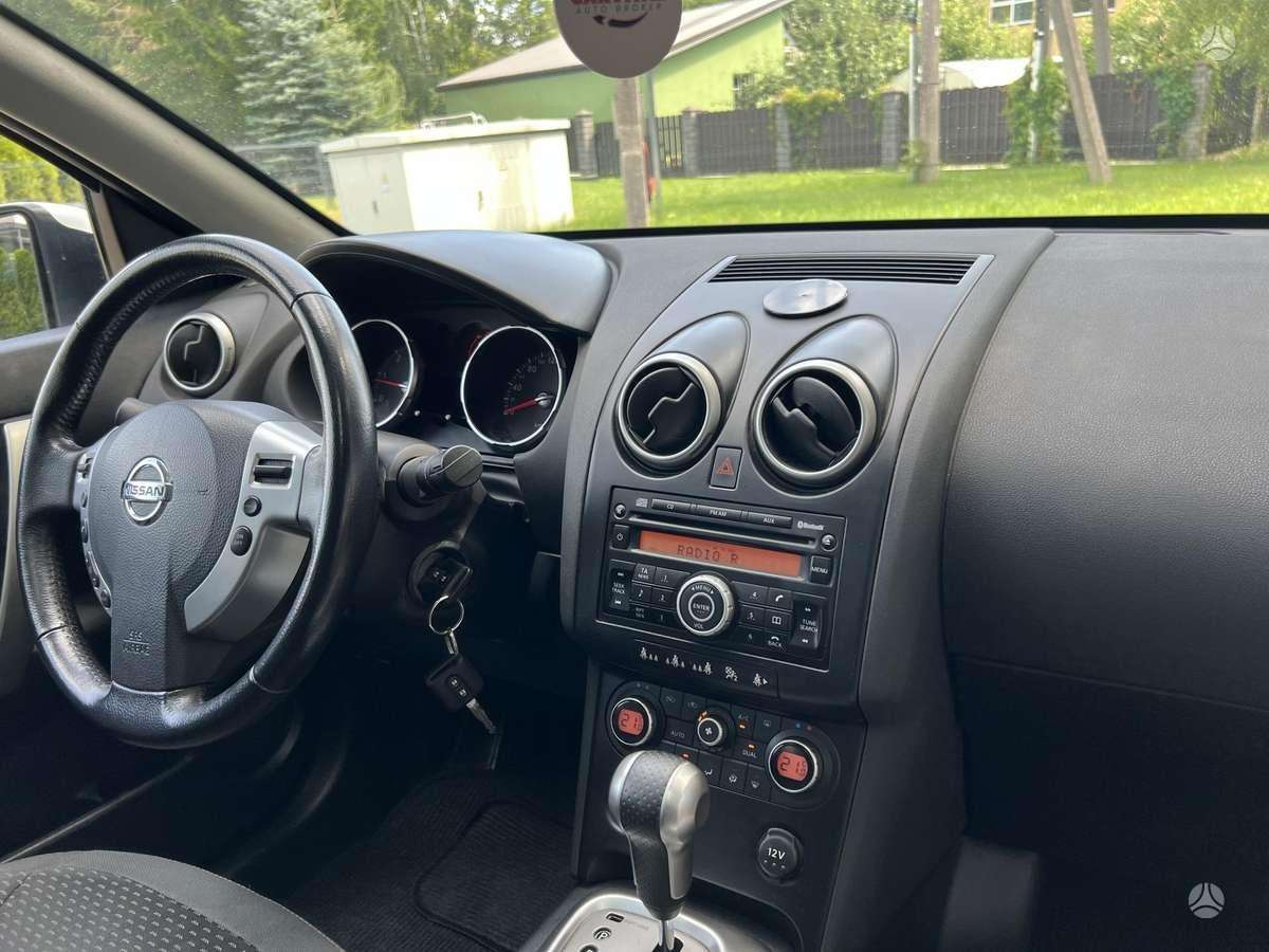 Nissan Qashqai+2 2009 — photo 15