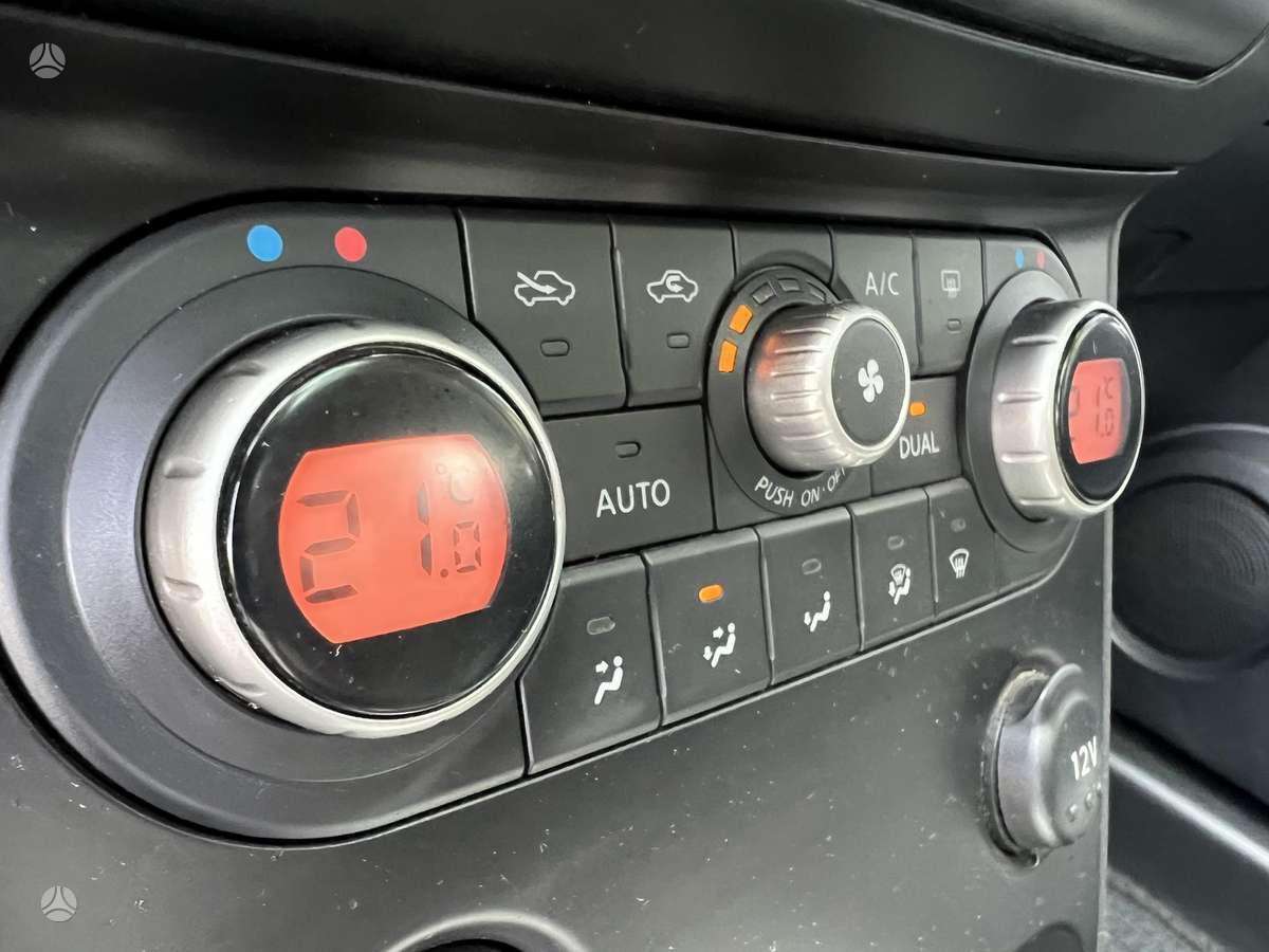 Nissan Qashqai+2 2009 — photo 24