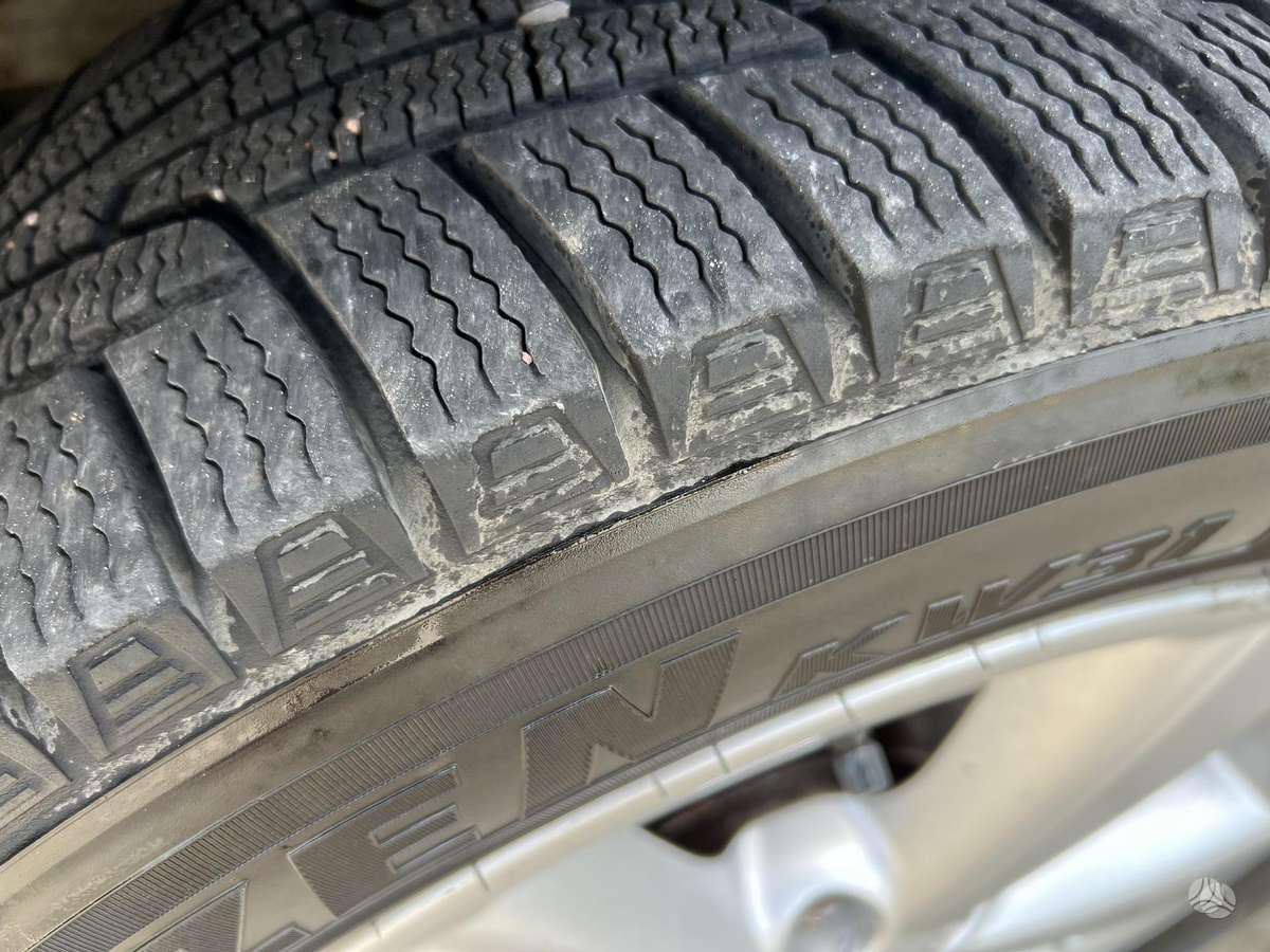 Nissan Qashqai+2 2009 — photo 25