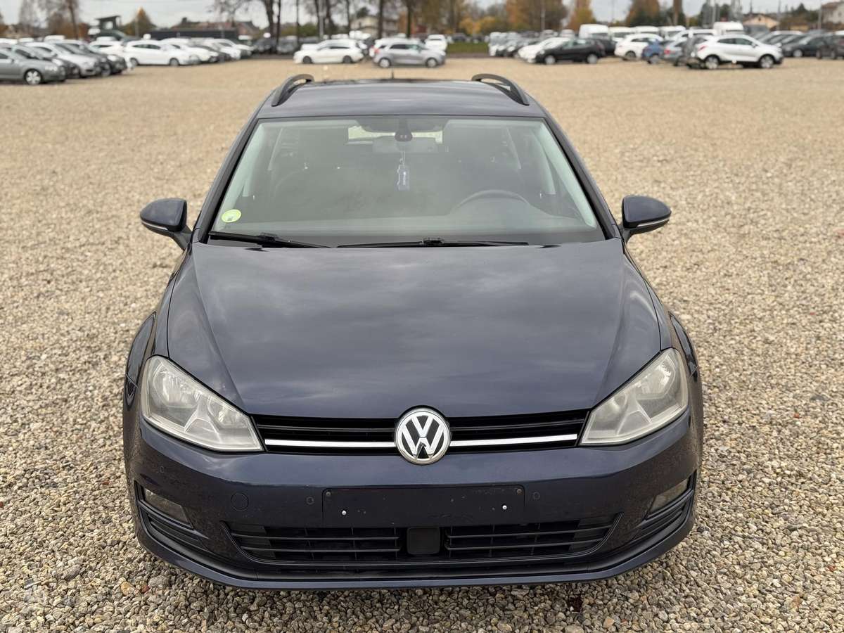 Volkswagen Golf 2014 — rear view