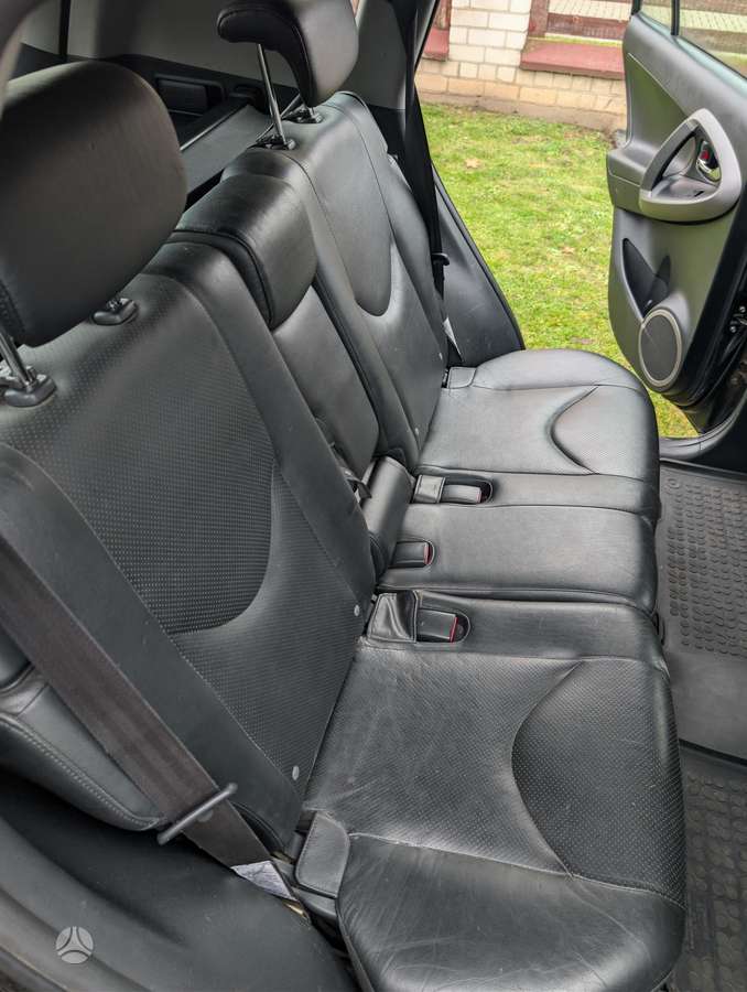 Toyota RAV4 2006 — photo 10