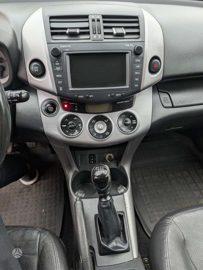 Toyota RAV4 2006 — photo 12