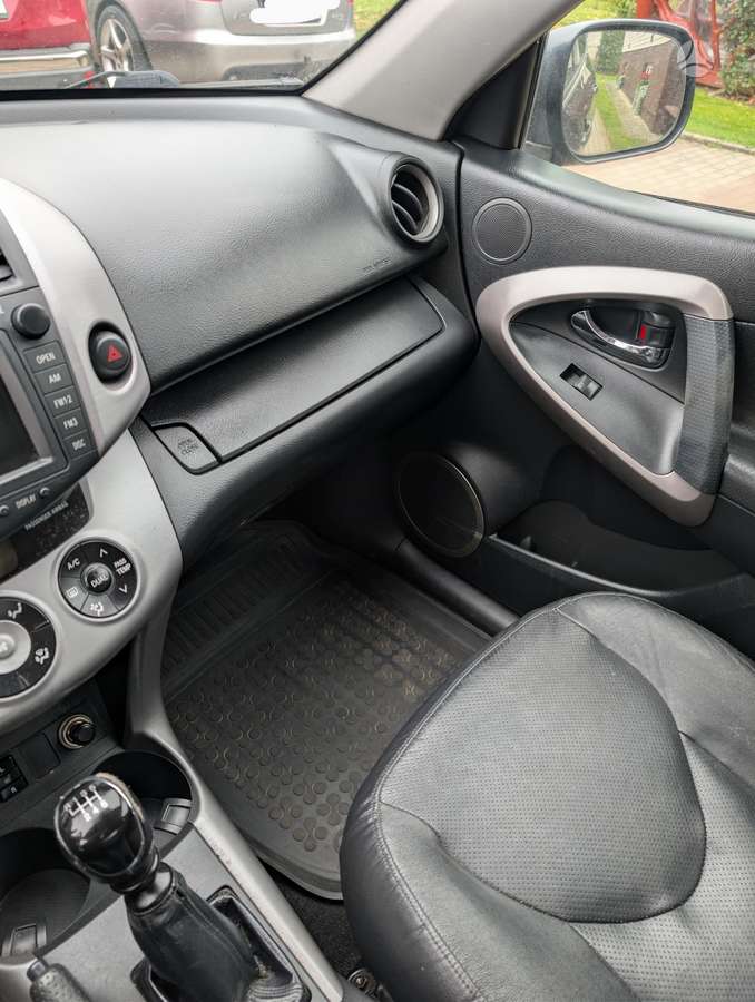 Toyota RAV4 2006 — photo 13