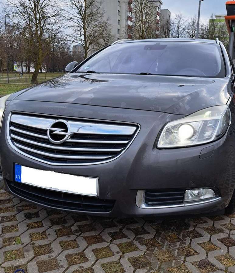 Opel Insignia 2009 — авто для ЗСУ з Європи
