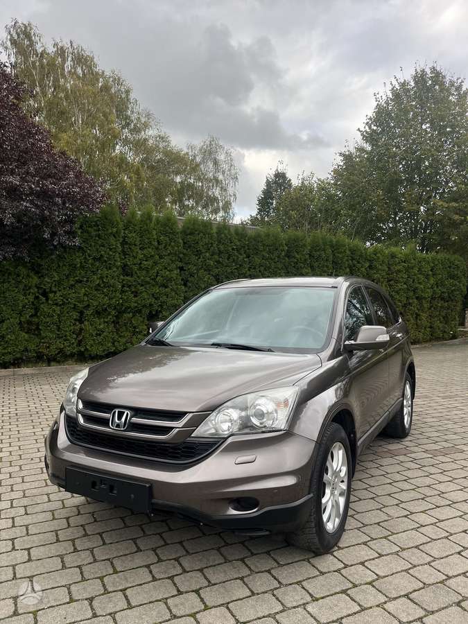 Honda CR-V 2010 — салон