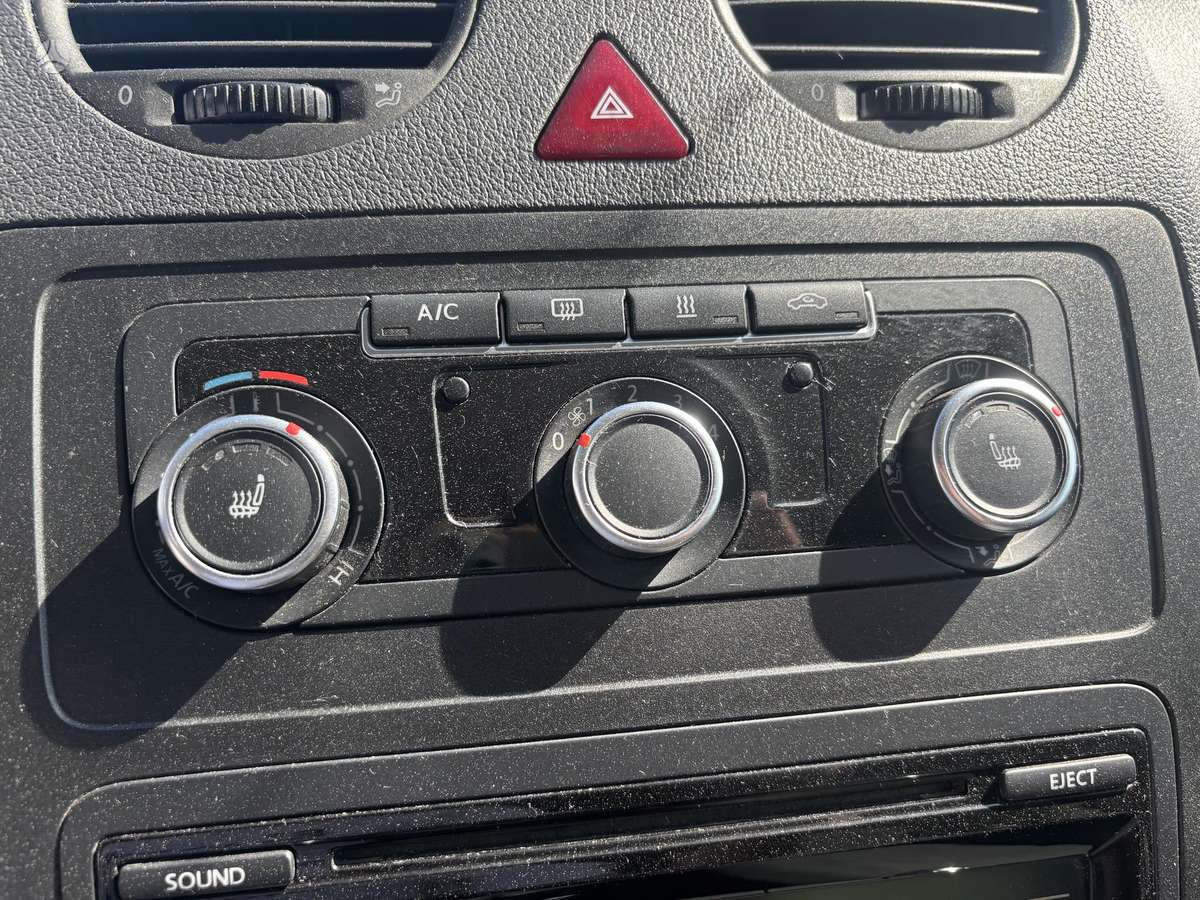 Volkswagen Caddy 2015 — photo 10