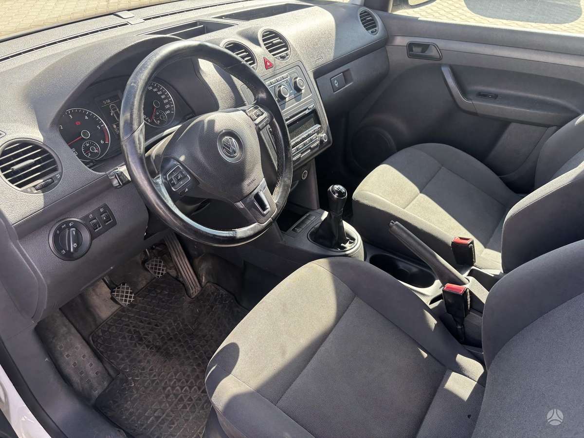 Volkswagen Caddy 2015 — photo 7