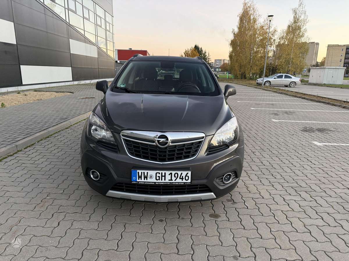 Opel Mokka 2015 — вигляд ззаду