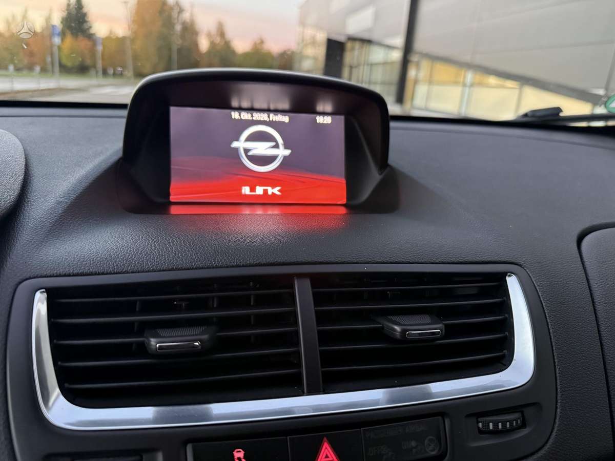 Opel Mokka 2015 — фото 21