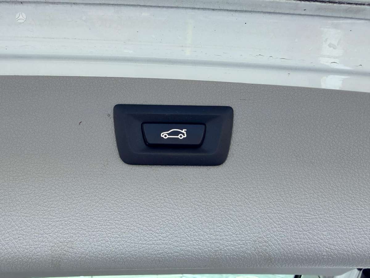 BMW 320 2013 — photo 14