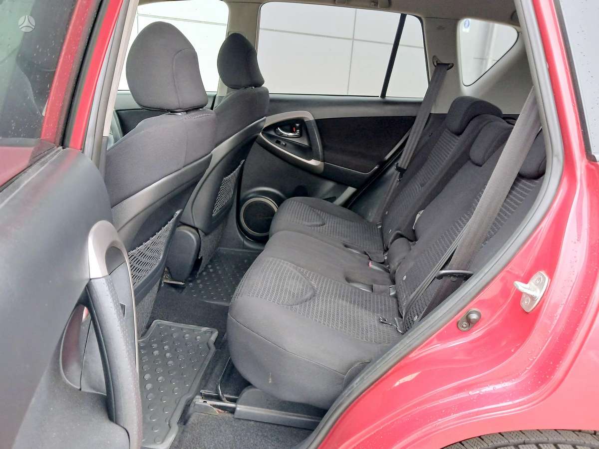 Toyota RAV4 2008 — photo 12