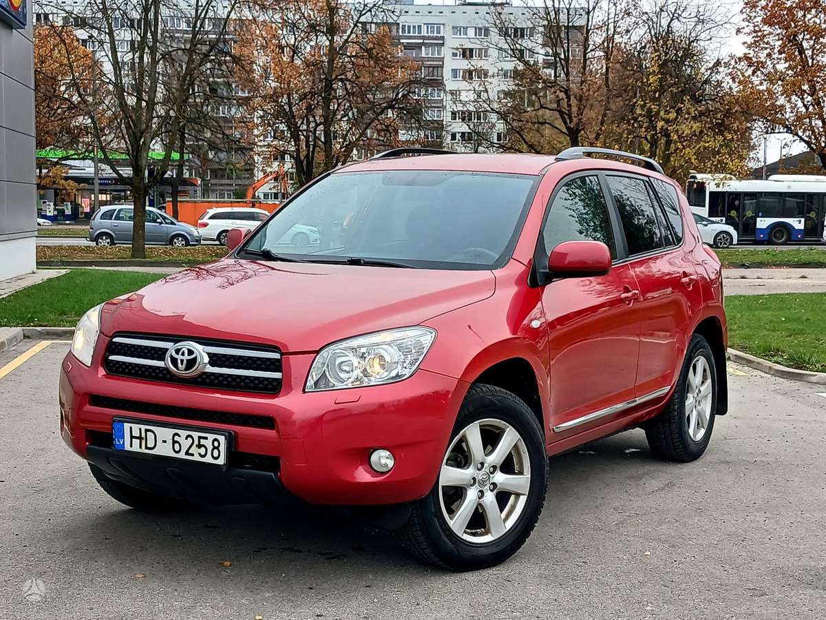 Toyota RAV4 2008 — engine 1998 cm³, 152 HP (112kW)