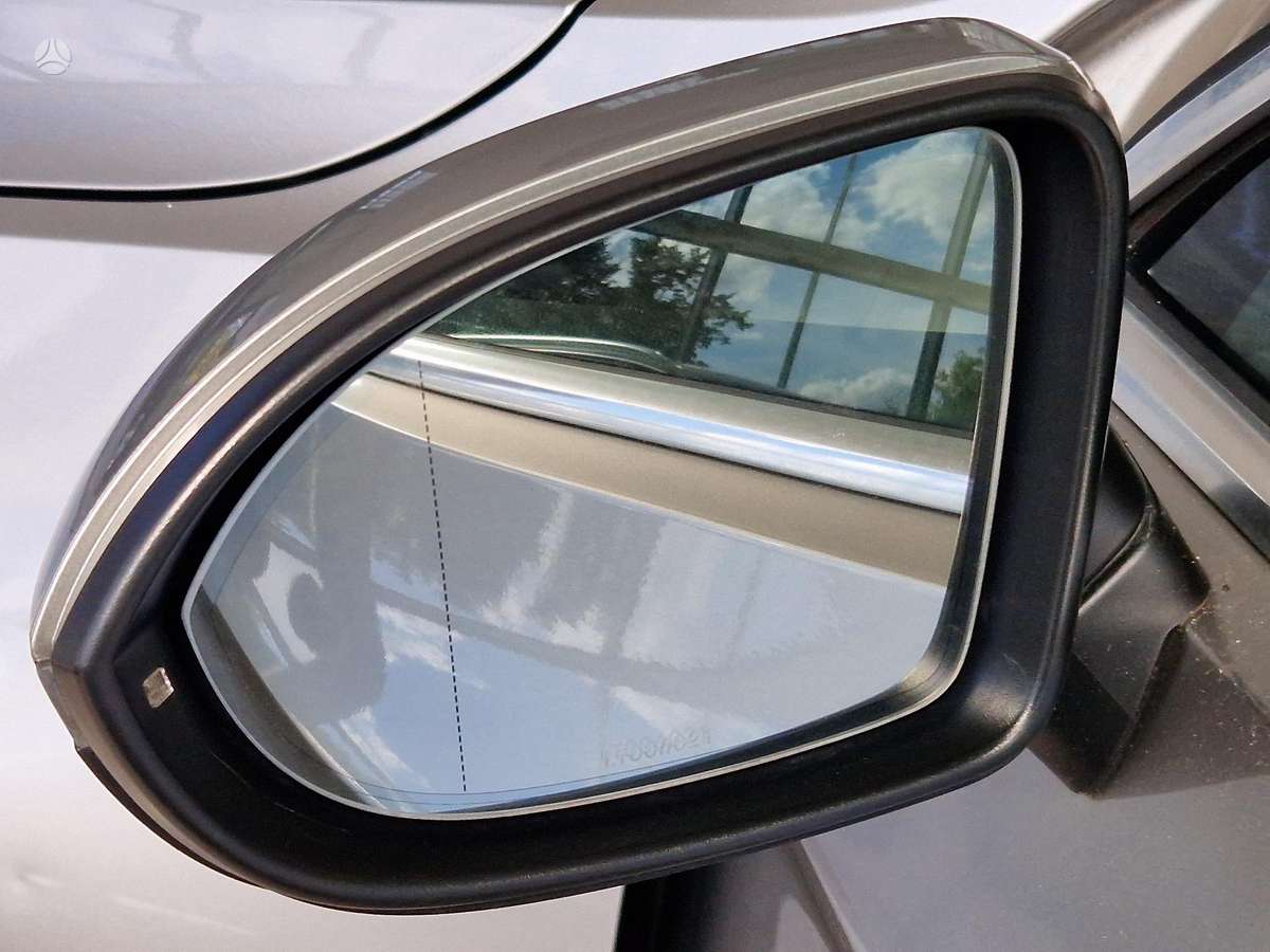 Volkswagen Passat 2015 — photo 22
