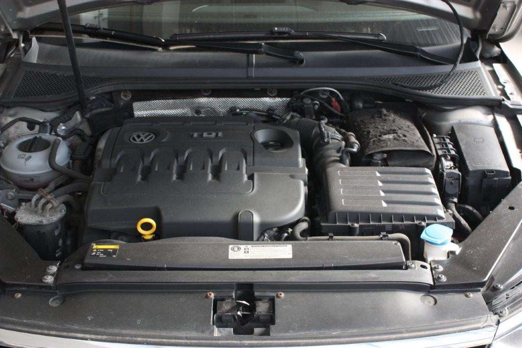 Volkswagen Passat 2015 — photo 26