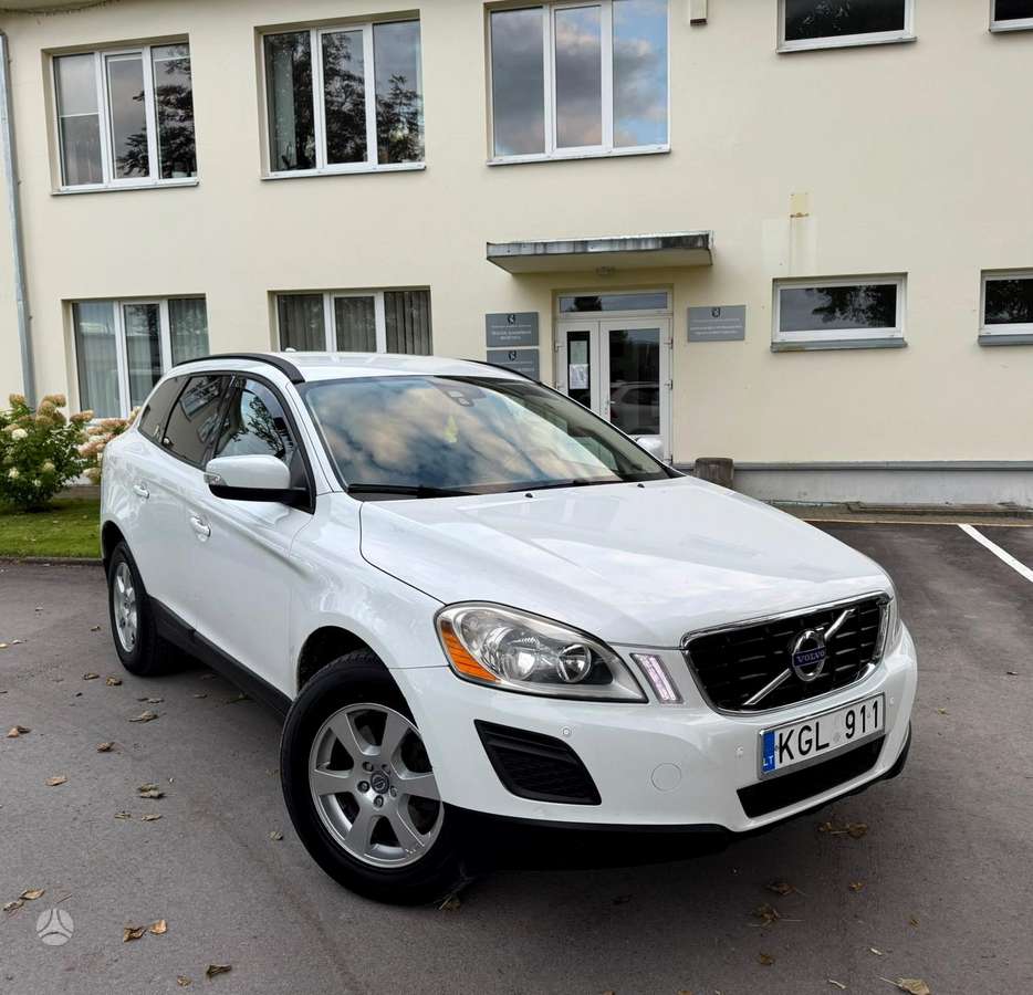 Volvo XC60 2011 — photo 10