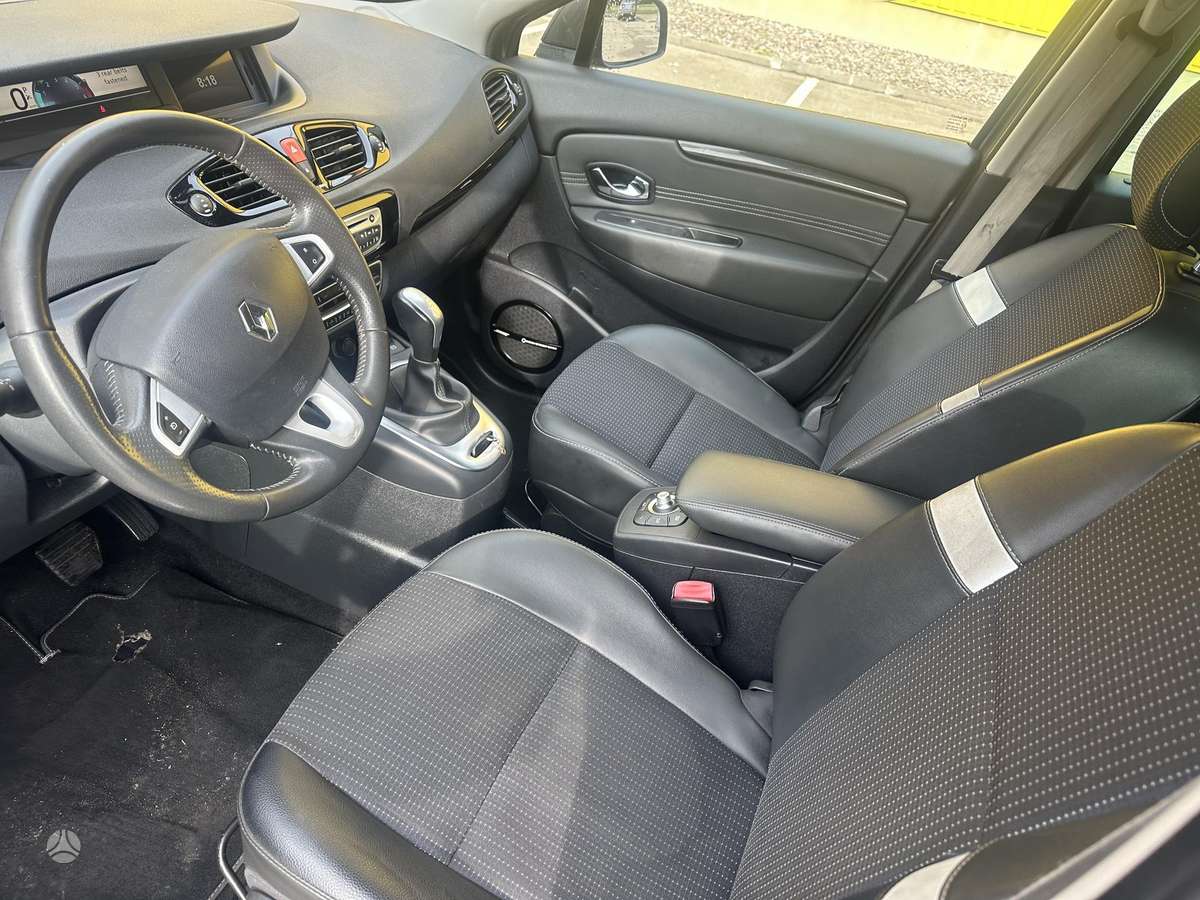 Renault Scenic 2011 — фото 7