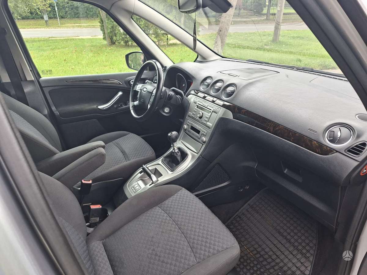 Ford Galaxy 2007 — photo 8