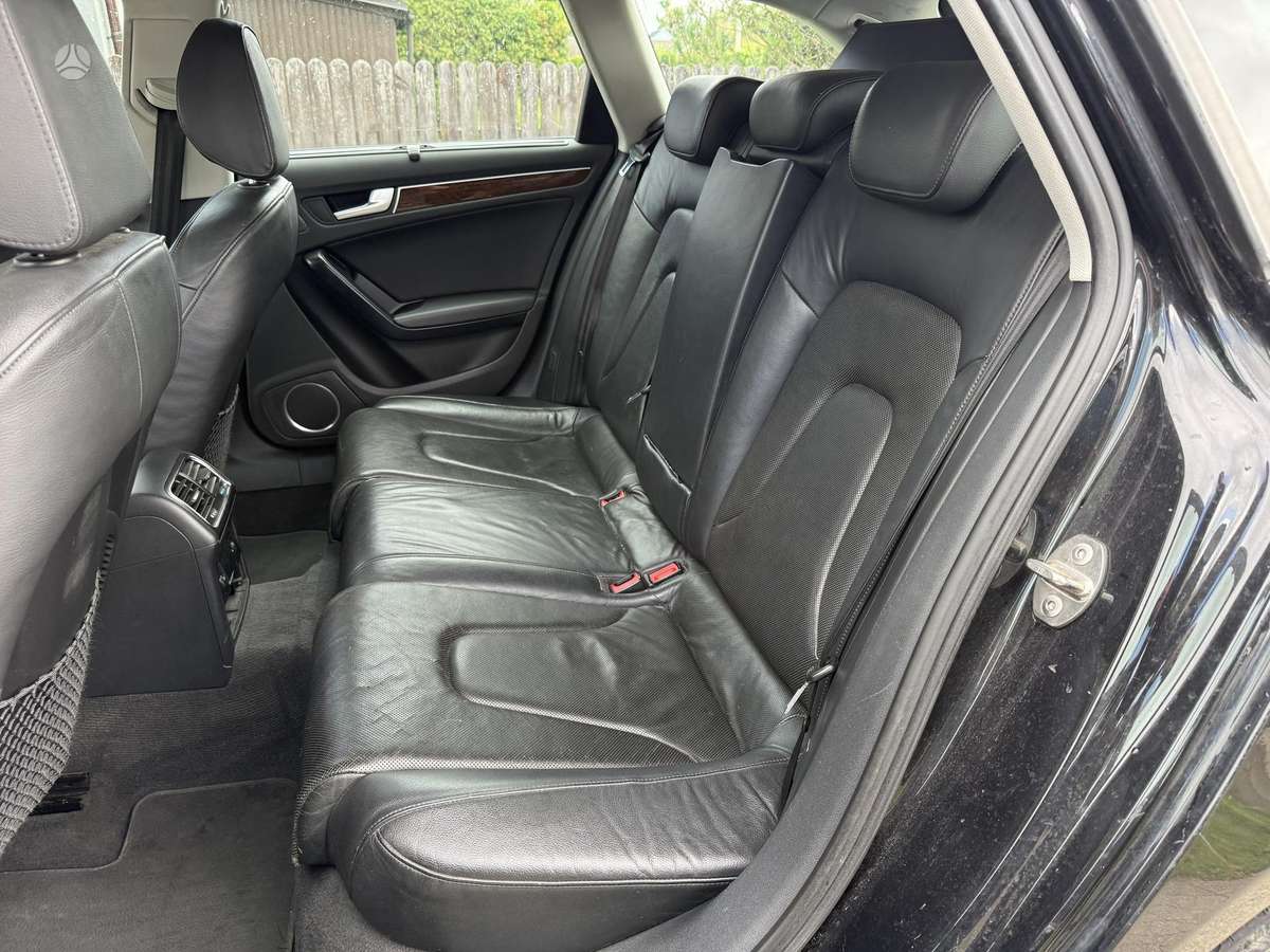 Audi A4 2008 — photo 11