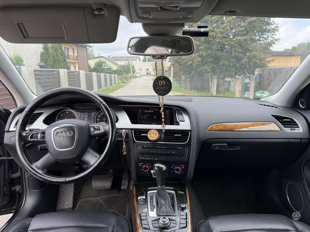 Audi A4 2008 — photo 14