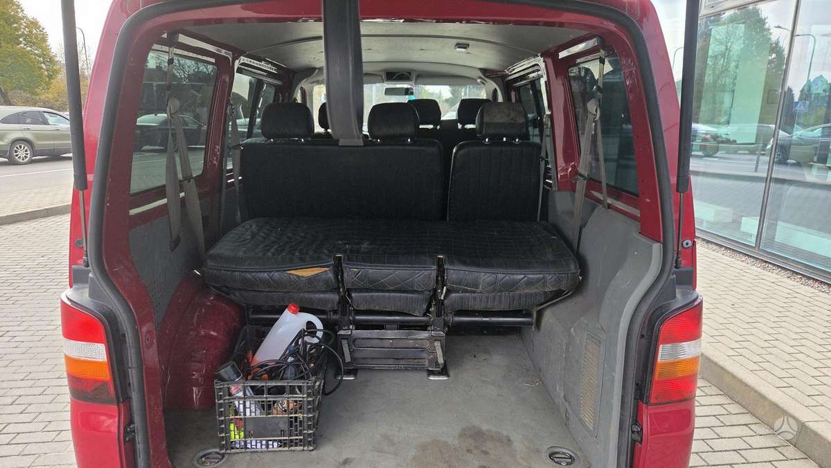 Volkswagen Transporter 2005 — photo 11