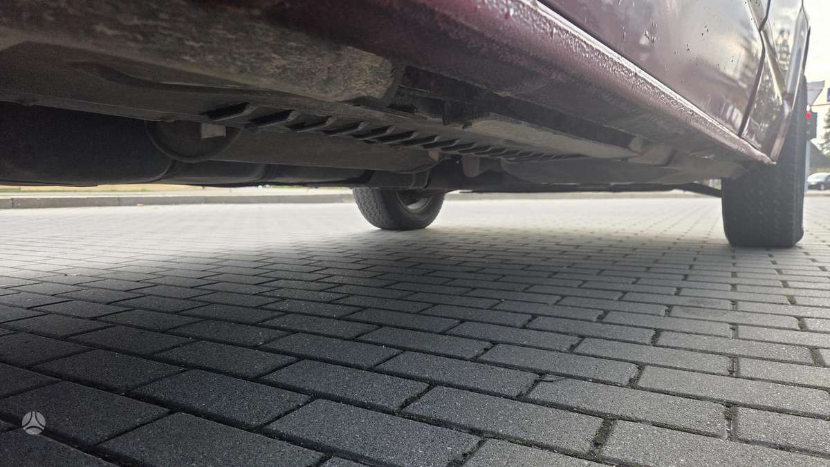 Volkswagen Transporter 2005 — photo 15