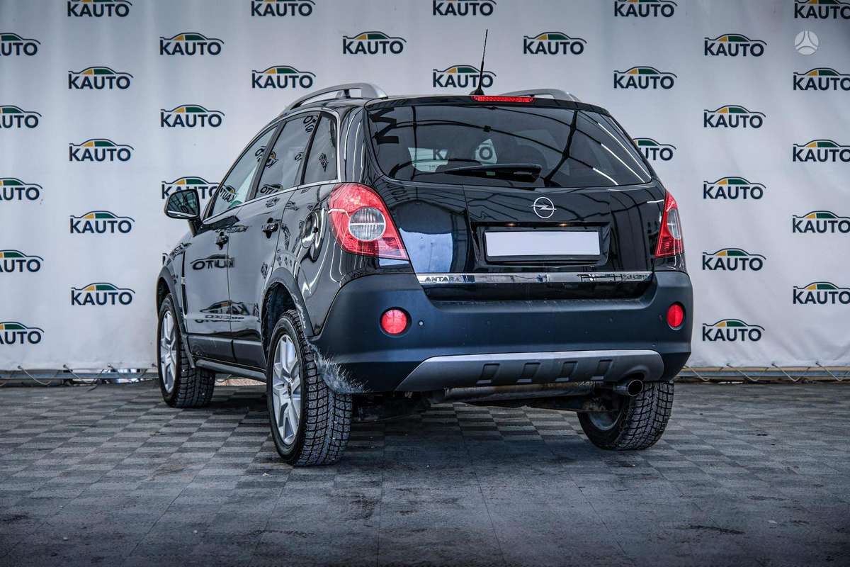 Opel Antara 2011 — двигун 2000 cm³, 126 HP (93kW)