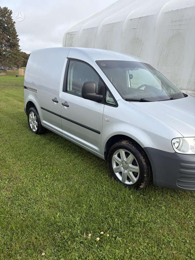 Volkswagen Caddy 2005 — rear view