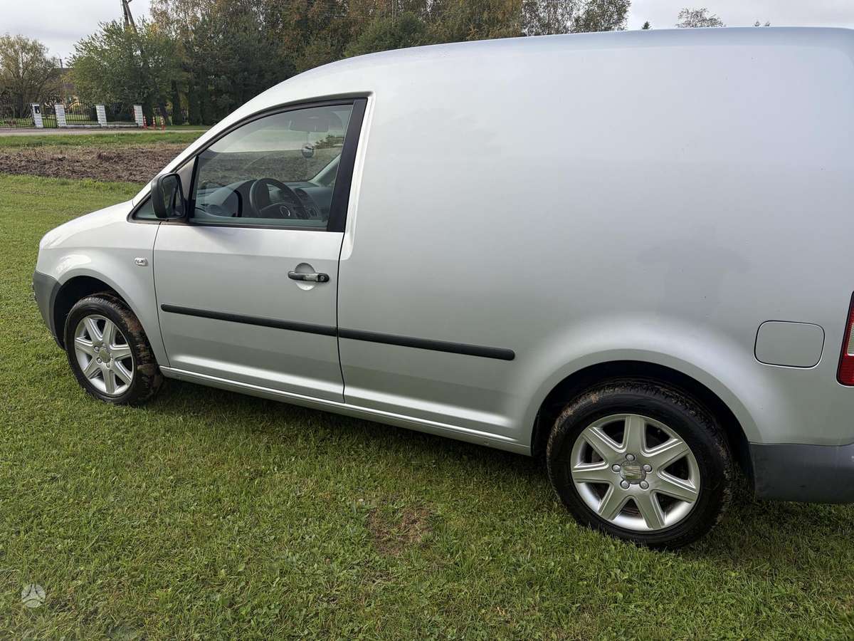 Volkswagen Caddy 2005 — engine 1968 cm³, 69 HP (51kW)