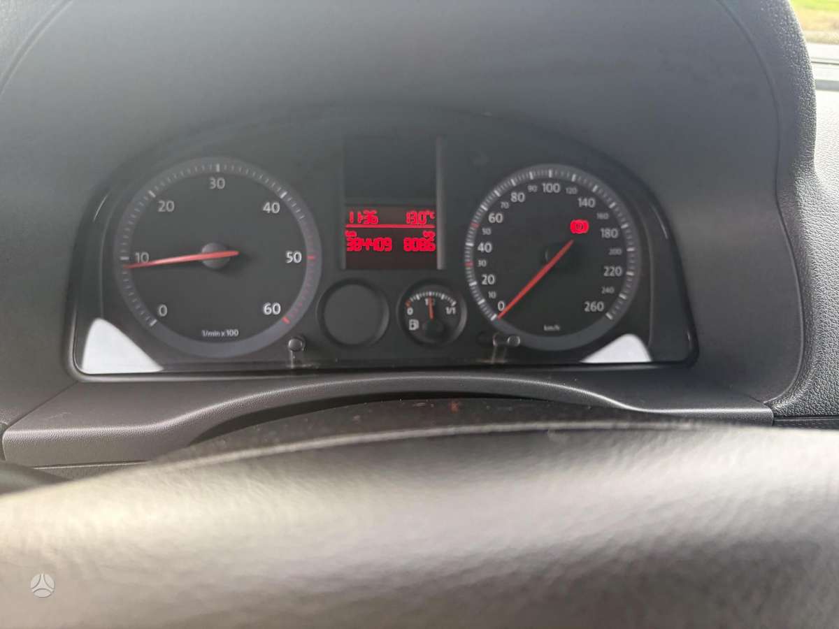 Volkswagen Caddy 2005 — photo 6