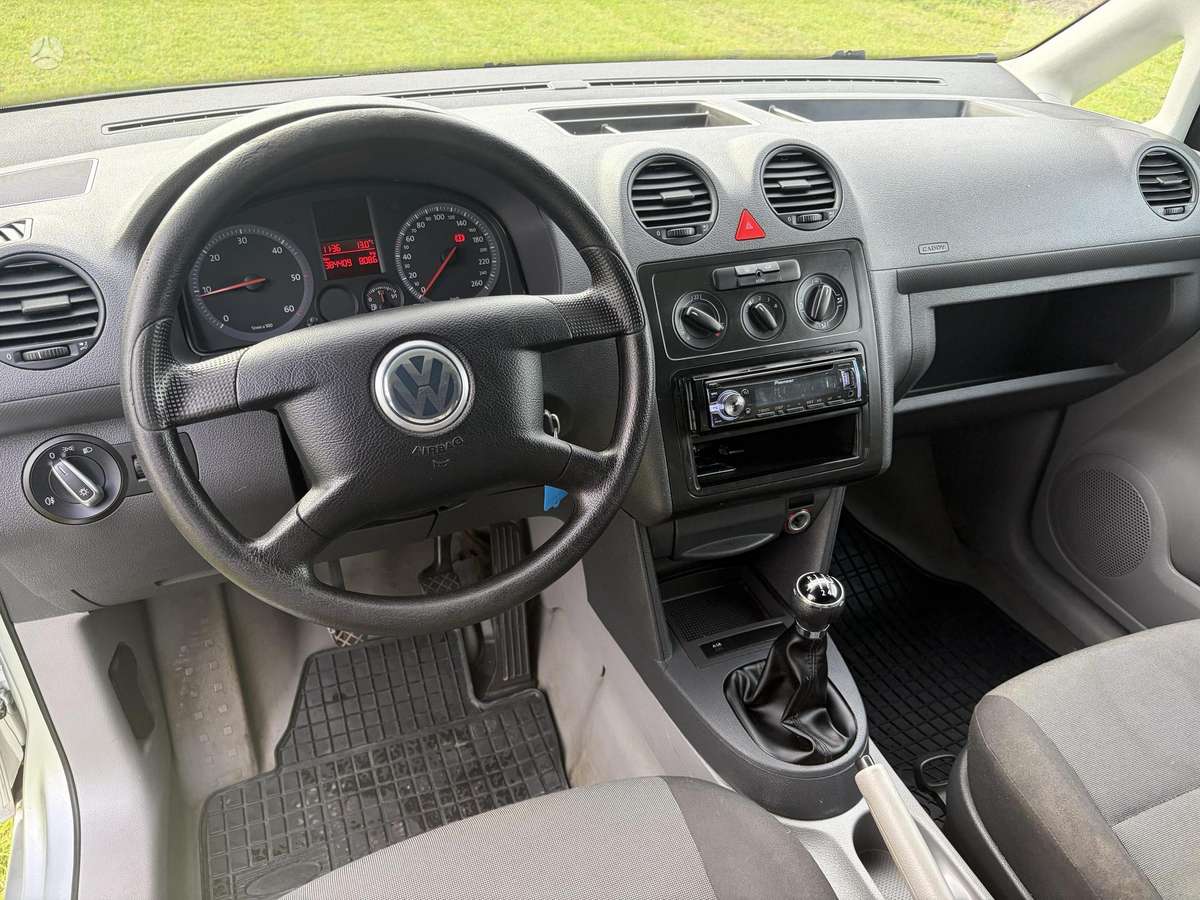Volkswagen Caddy 2005 — photo 7