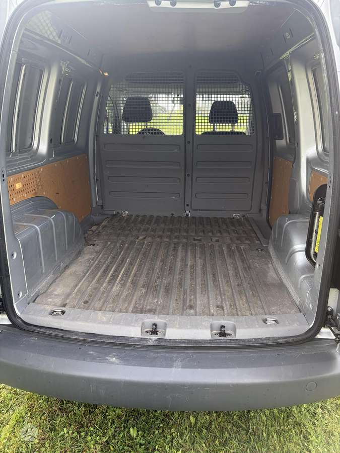 Volkswagen Caddy 2005 — photo 8