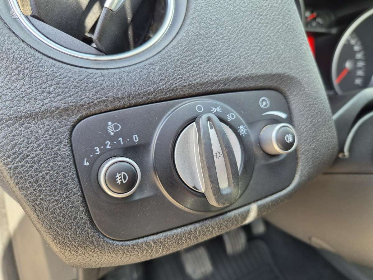 Ford Mondeo 2011 — photo 15