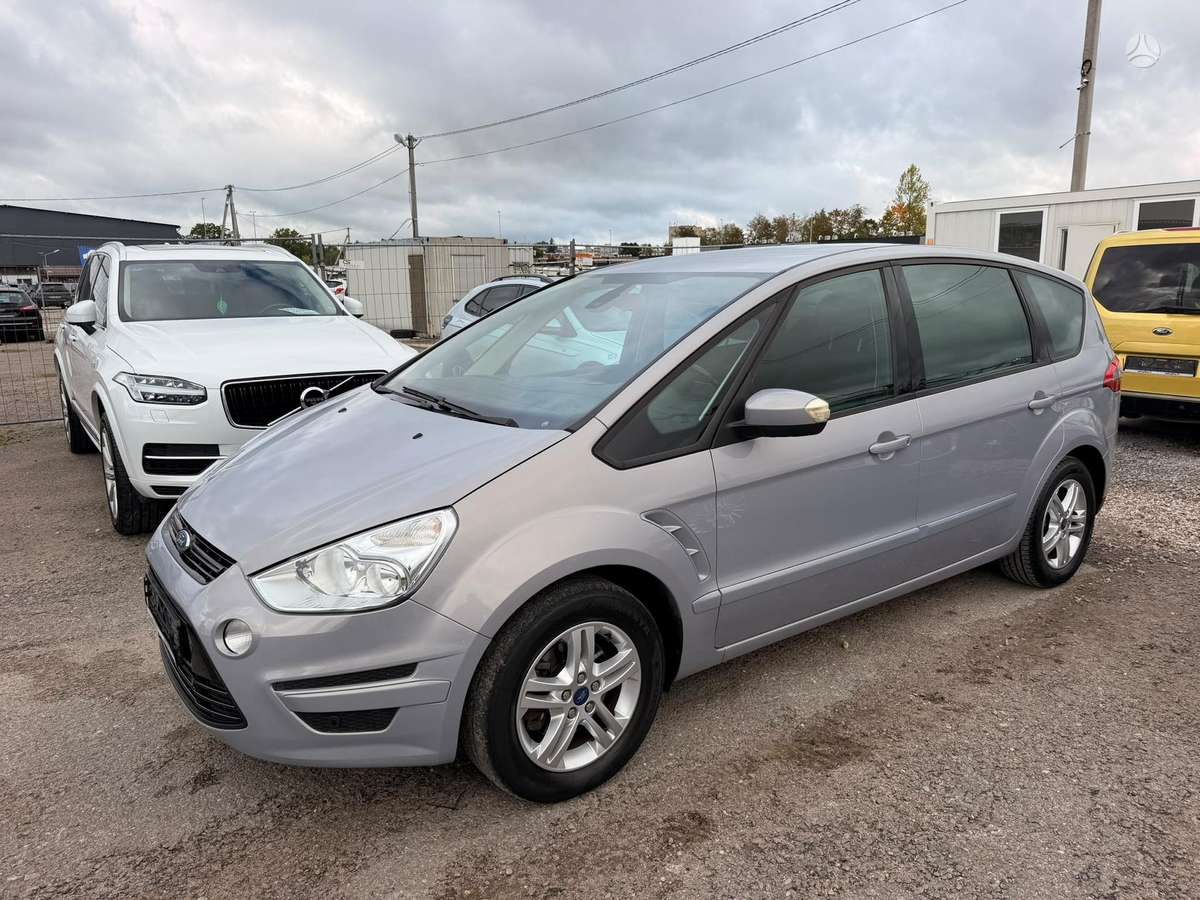 Ford S-MAX 2011 — photo 13