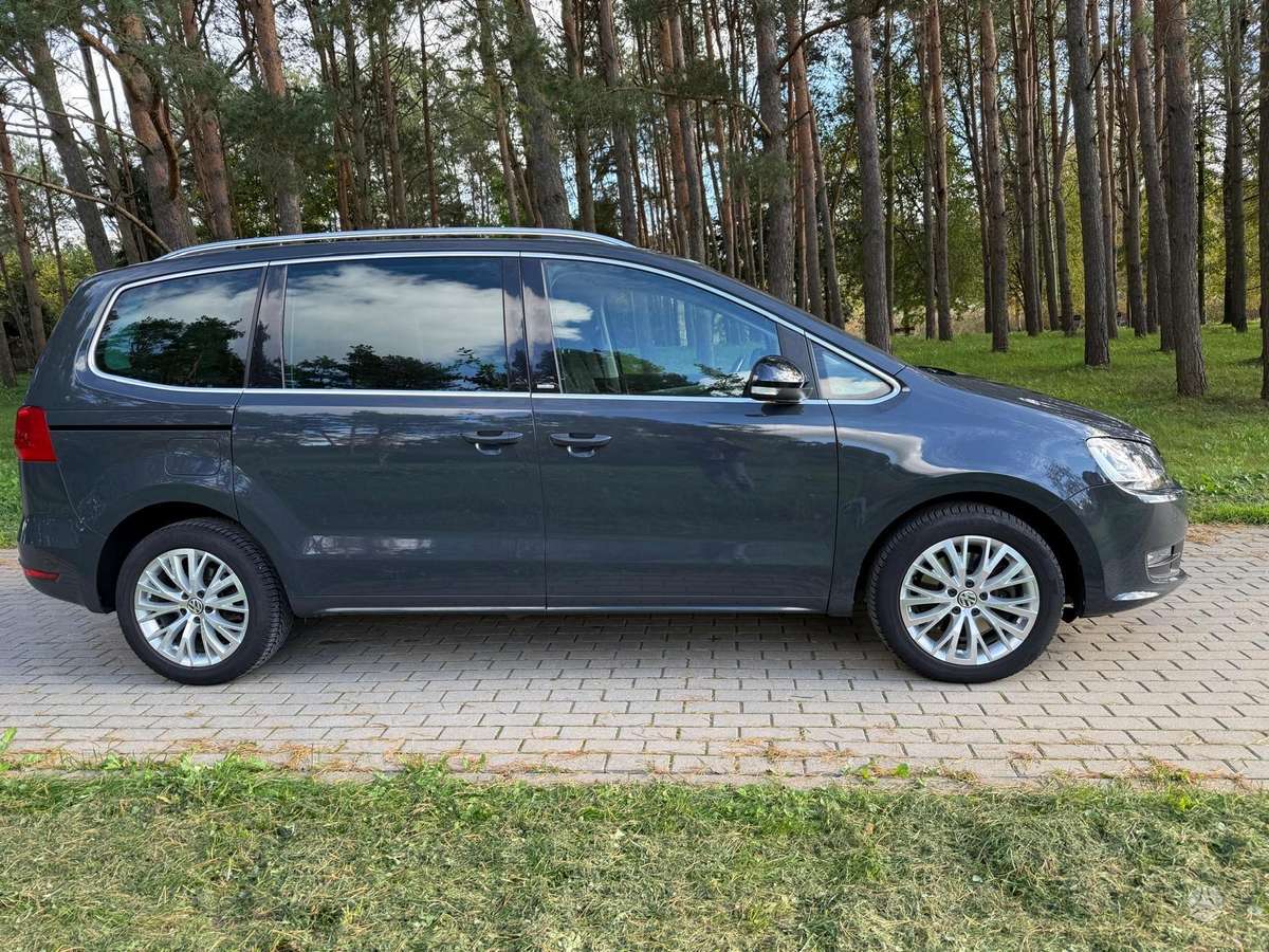 Volkswagen Sharan 2011 — engine 2000 cm³, 140 HP (103kW)