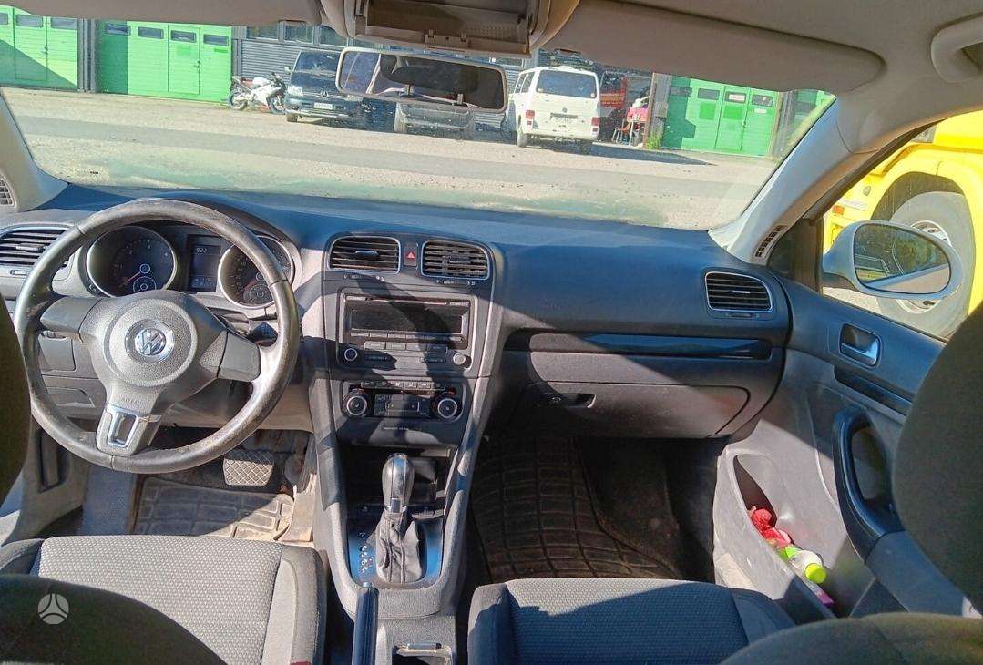 Volkswagen Golf 2011 — photo 5