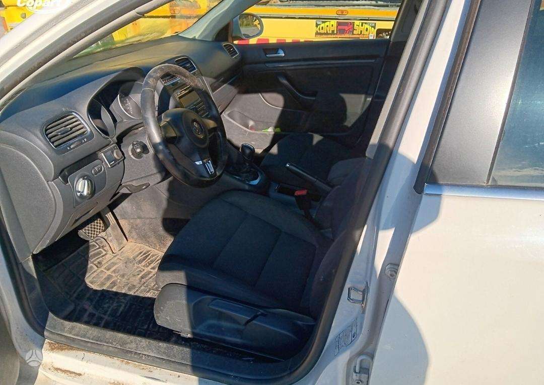 Volkswagen Golf 2011 — photo 6