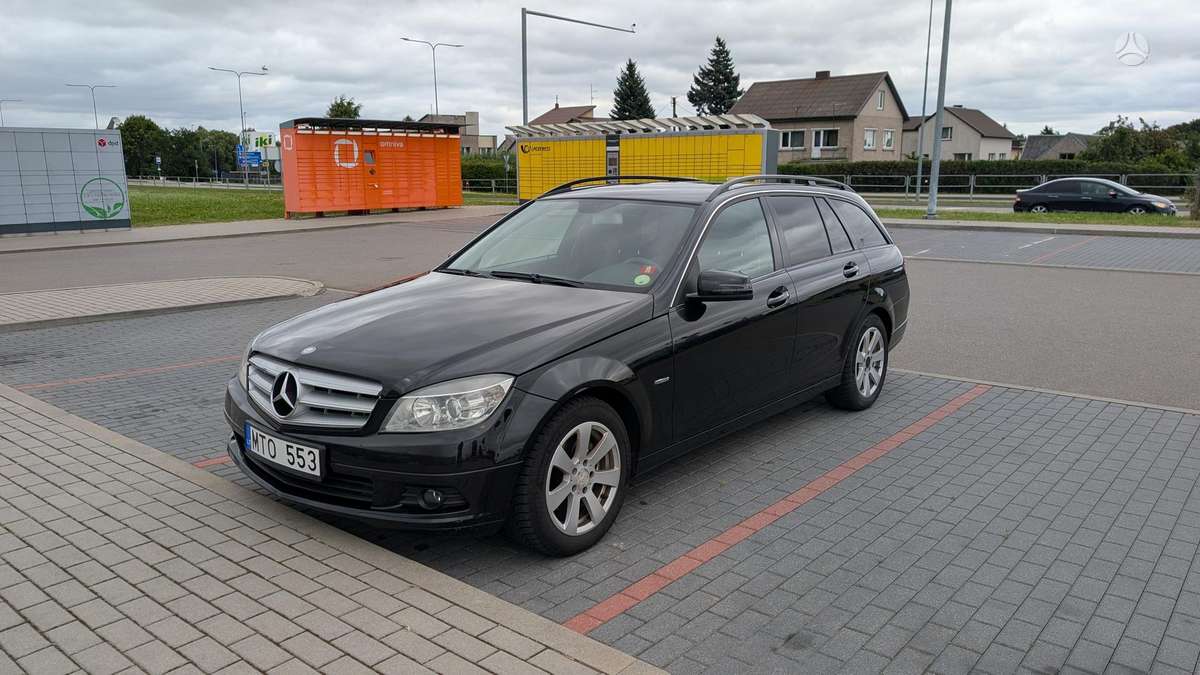 Mercedes-Benz C200 2010 — vehicle for AFU Ukraine