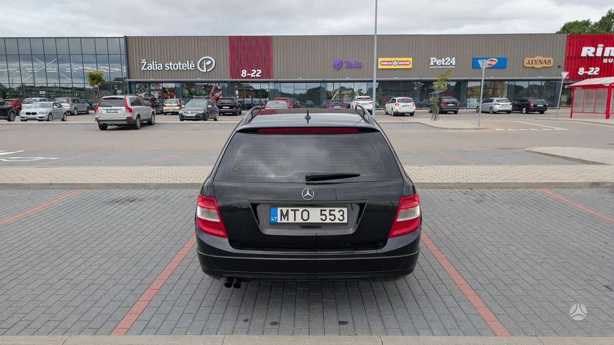 Mercedes-Benz C200 2010 — photo 6