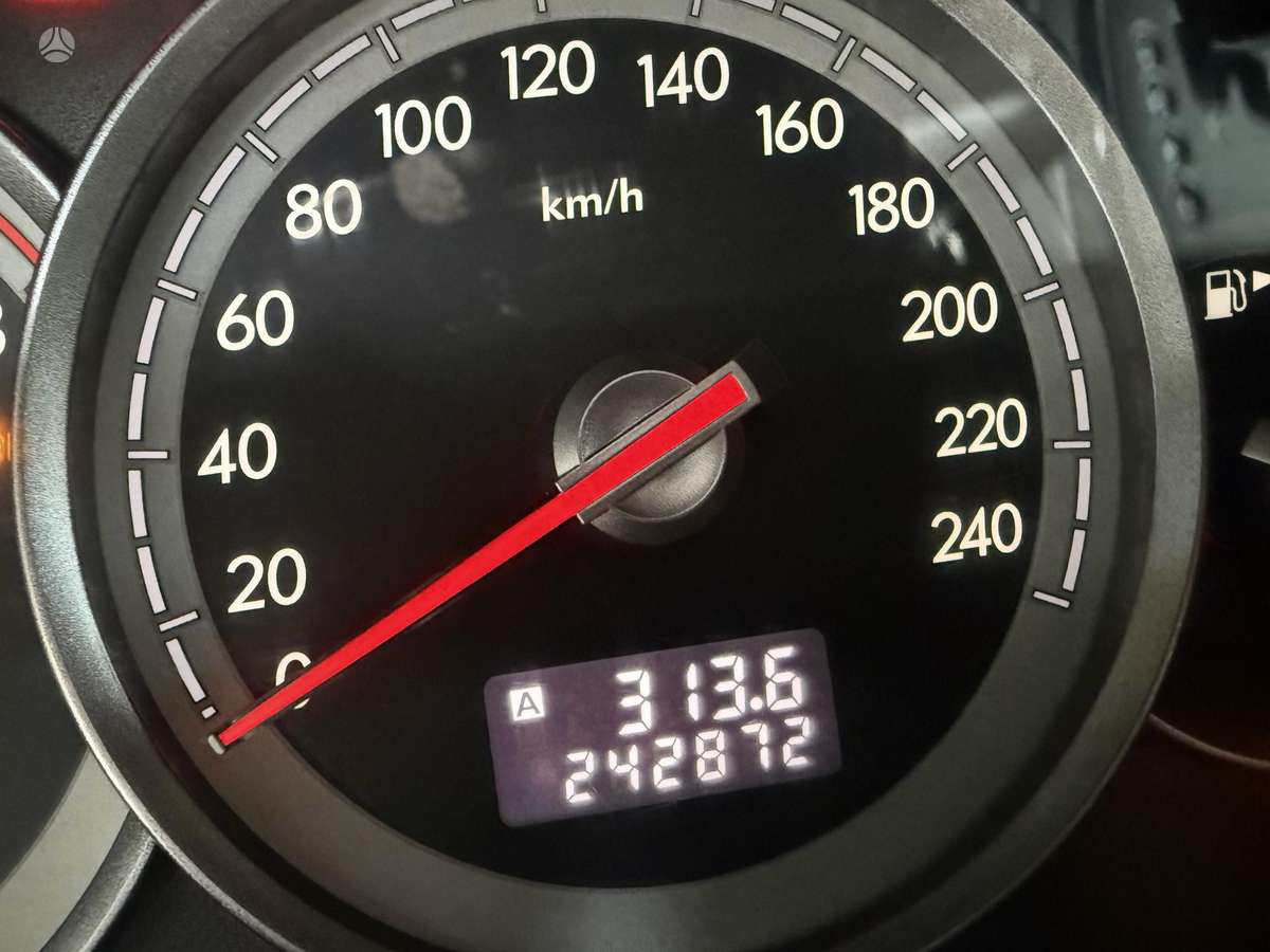 Subaru Outback 2006 — photo 16