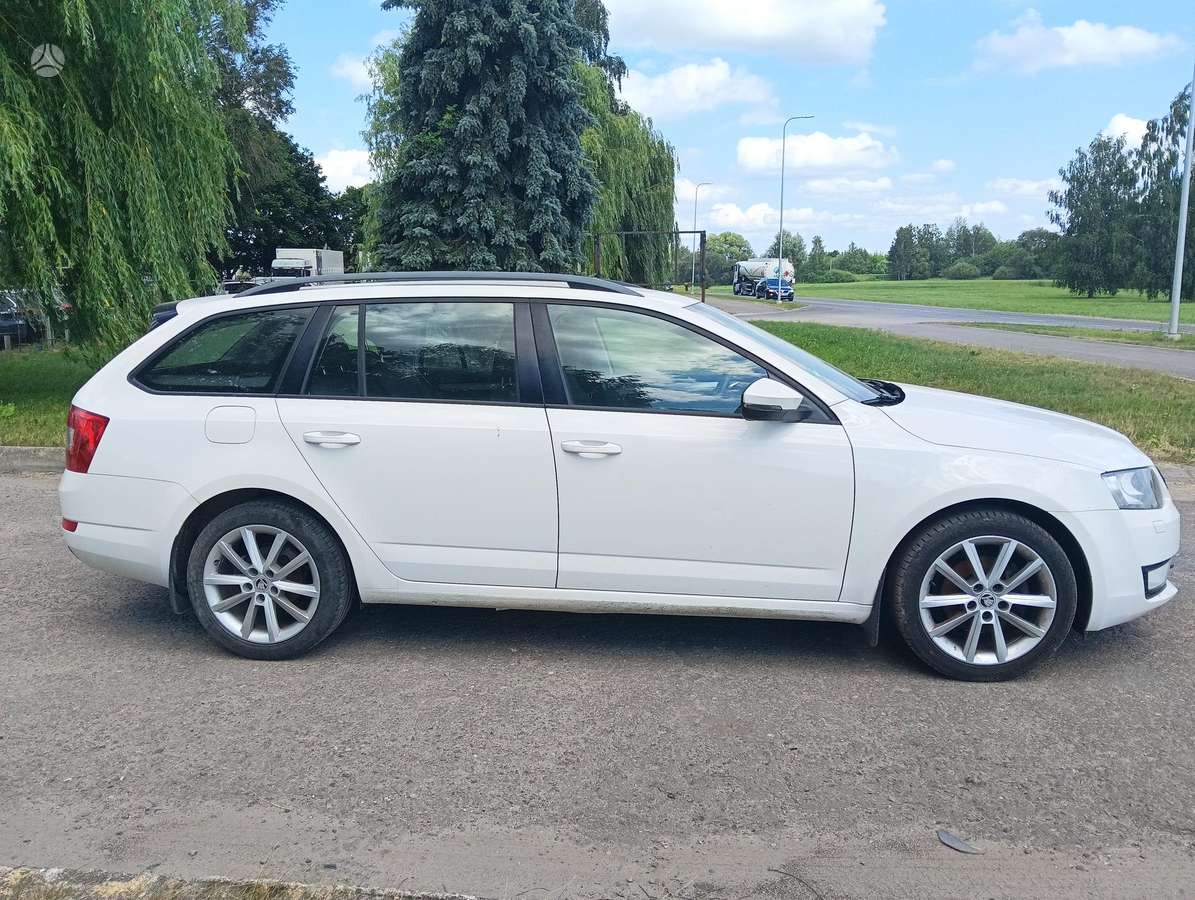 Skoda Octavia 2015 — engine 1598 cm³, 110 HP (81kW)