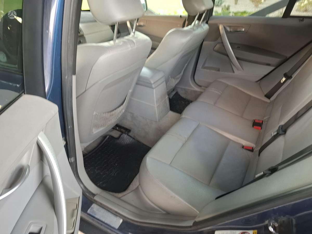 BMW X3 2005 — вигляд ззаду