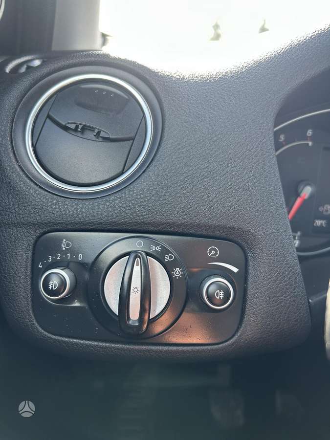 Ford Mondeo 2011 — photo 14
