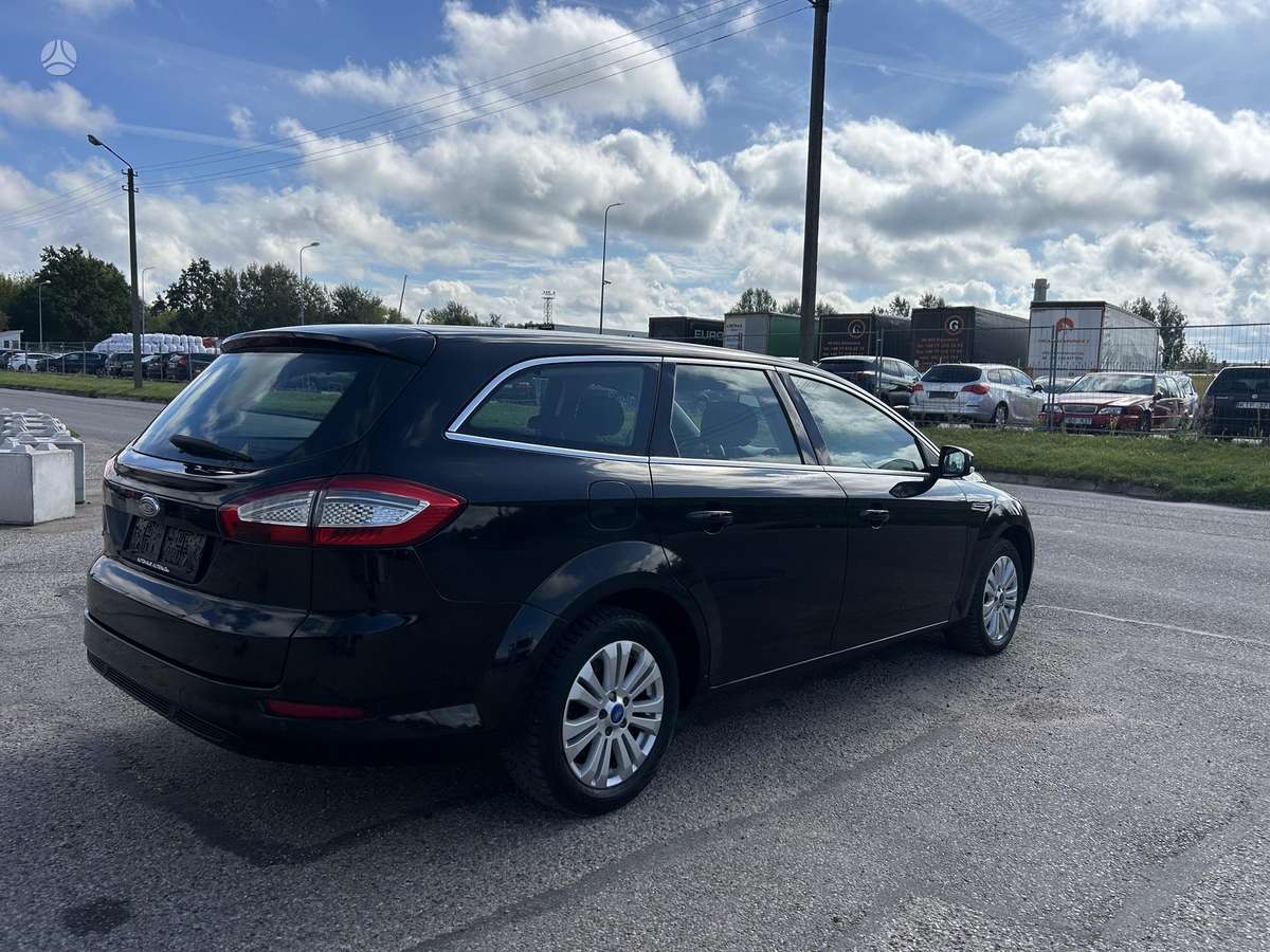 Ford Mondeo 2011 — photo 6