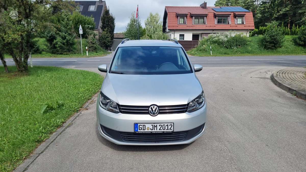 Volkswagen Touran 2011 — photo 5