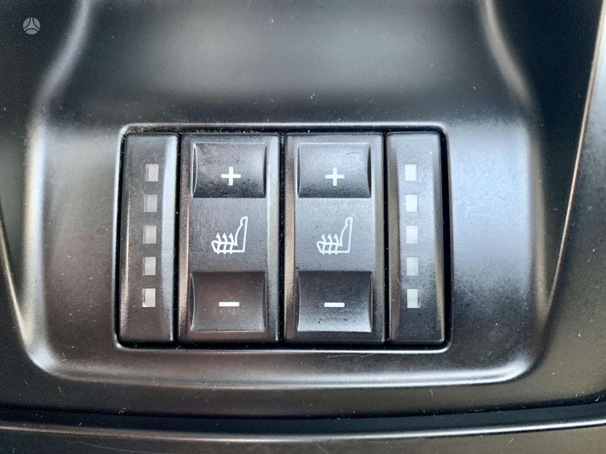 Ford S-MAX 2014 — photo 17