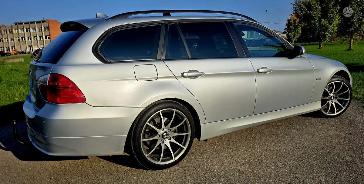 BMW 320 2008 — фото 11