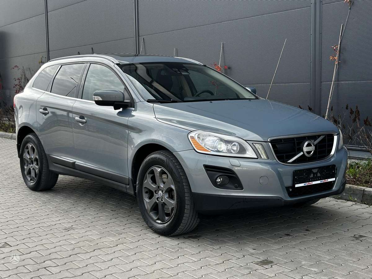 Volvo XC60 2009 — photo 7