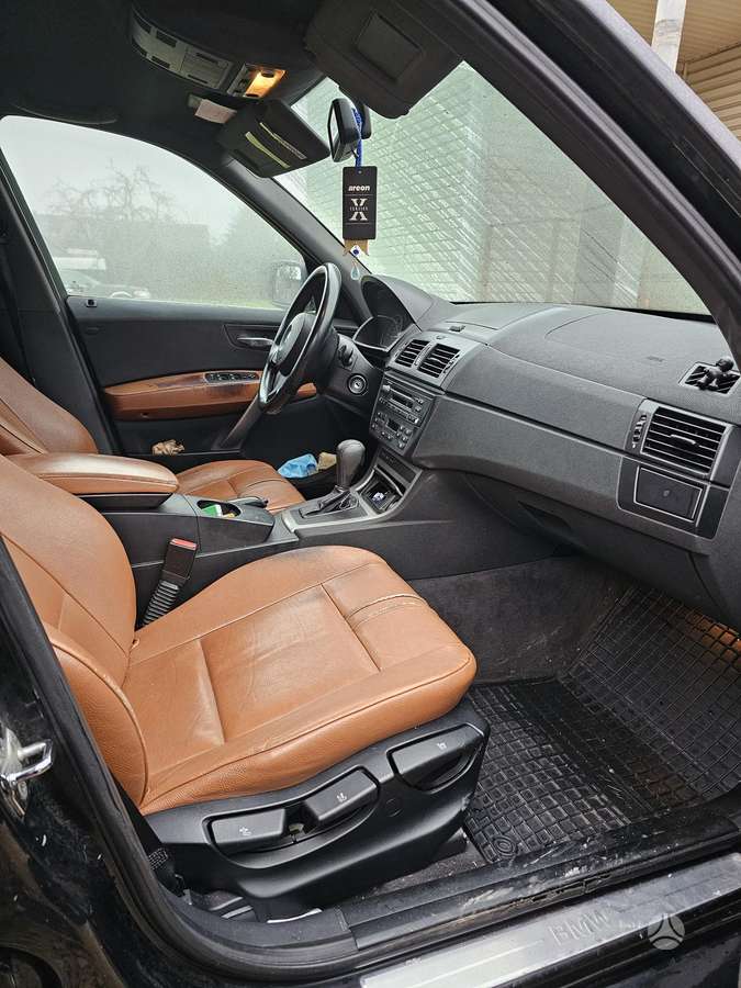 BMW X3 2004 — photo 10
