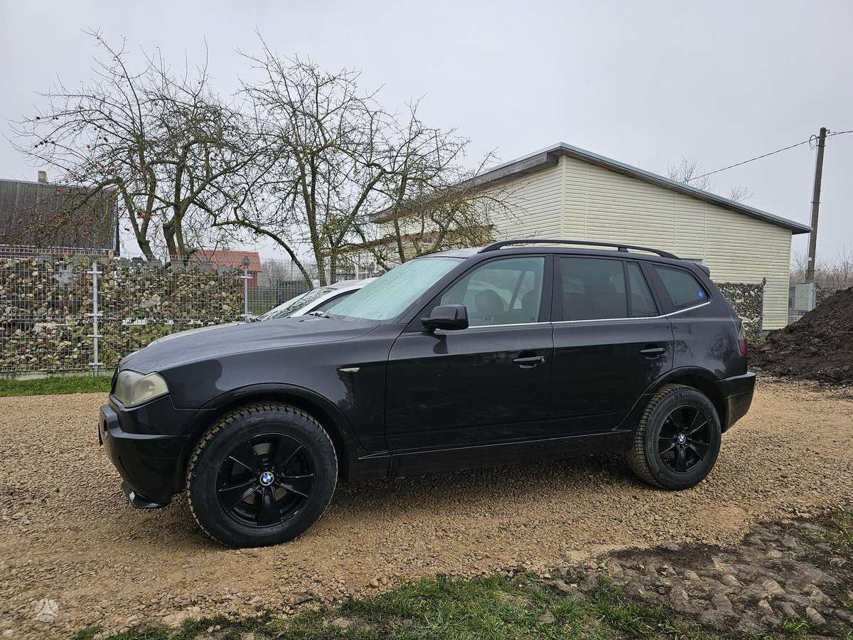 BMW X3 2004 — photo 7